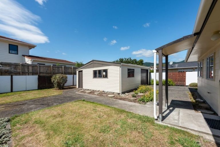 Photo of property in 17 Manawa Avenue, Raumati Beach, Paraparaumu, 5032
