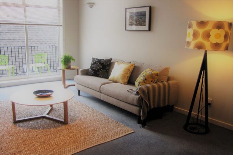 Photo of property in 8/37 Majoribanks Street, Mount Victoria, Wellington, 6011
