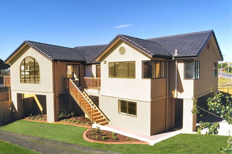 Photo of property in 21 Waller Avenue, Bucklands Beach, Auckland, 2012