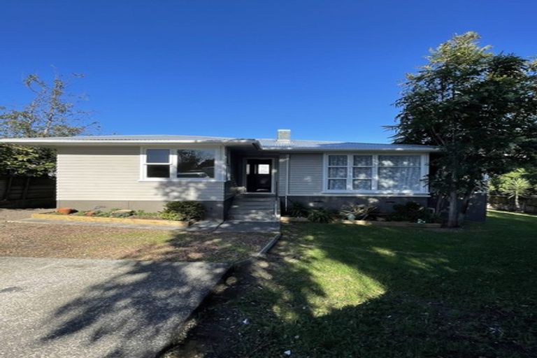Photo of property in 4 Aronui Terrace, Kelston, Auckland, 0602