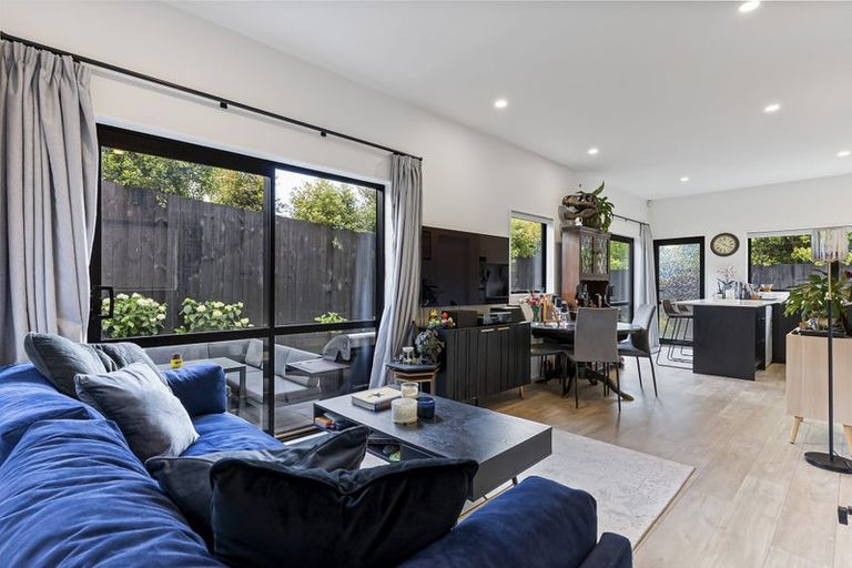 Photo of property in 8c Edgar Pearce Place, Howick, Auckland, 2014