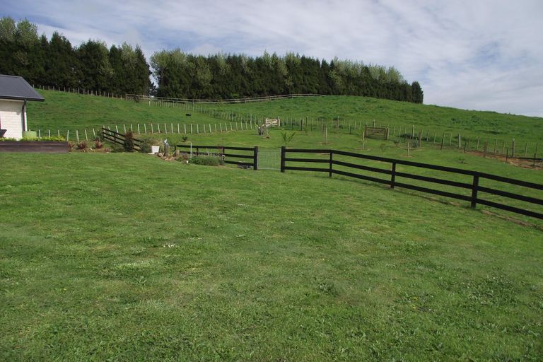 Photo of property in 155 Waitekauri Road, Waikino, Waihi, 3682