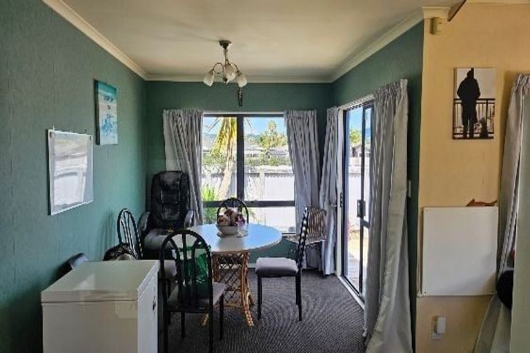 Photo of property in 31 Percy Road, Papamoa Beach, Papamoa, 3118