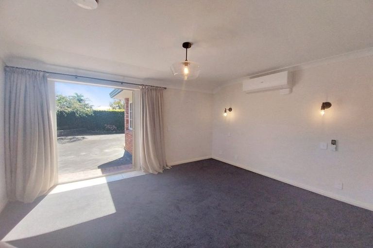 Photo of property in 1 Pukekura Place, Taradale, Napier, 4112
