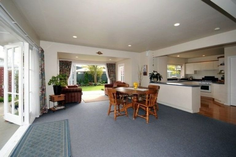 Photo of property in 30 Raxworthy Street, Ilam, Christchurch, 8041