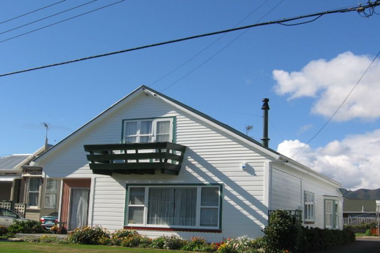 Photo of property in 110 Richmond Street, Petone, Lower Hutt, 5012