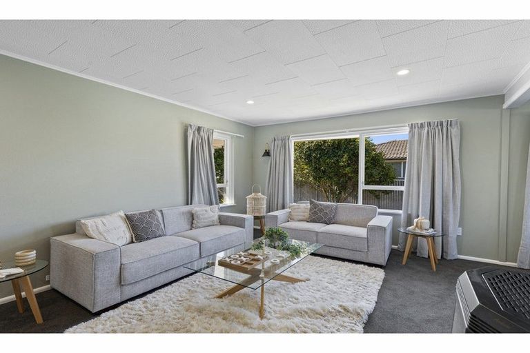 Photo of property in 3 Tralee Place, Bishopdale, Christchurch, 8053