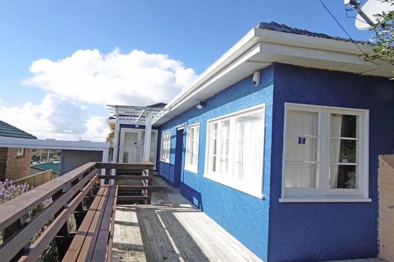 Photo of property in 35 Scott Avenue, Mangere Bridge, Auckland, 2022