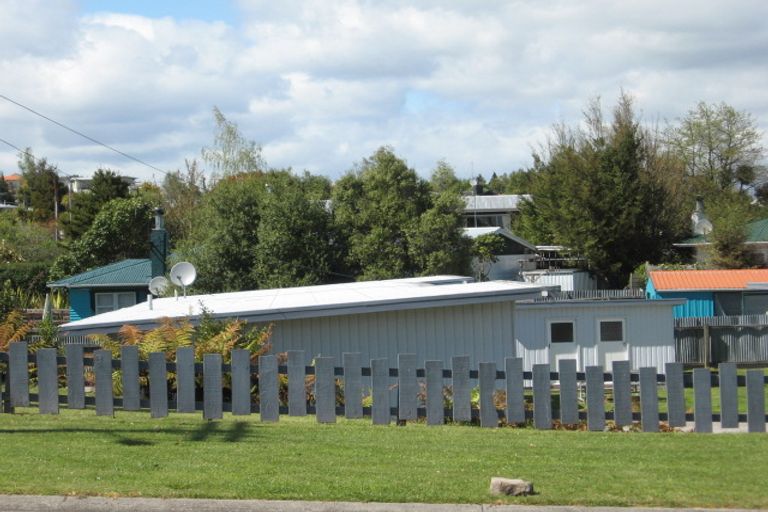 Photo of property in 41 Te Hatepe Avenue, Taupo, 3330