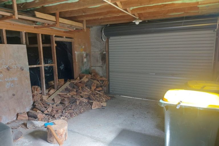 Photo of property in 32 Holborn Drive, Stokes Valley, Lower Hutt, 5019