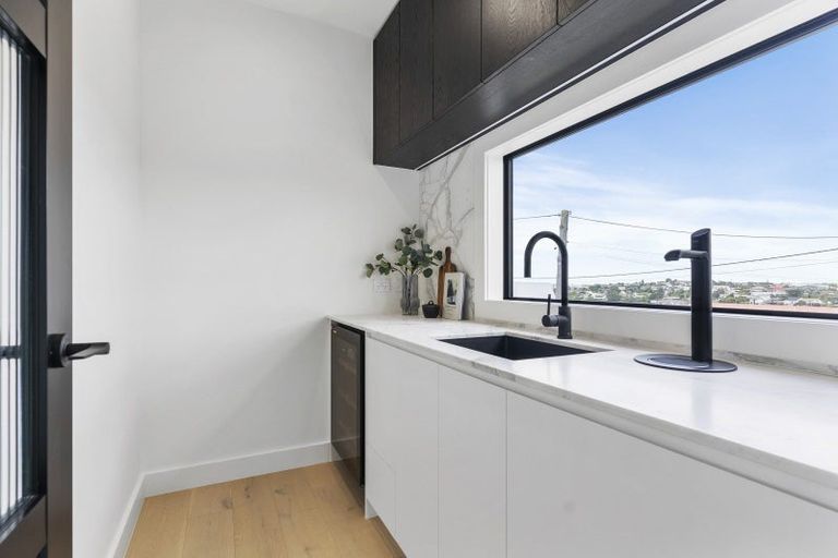 Photo of property in 84 Ardern Avenue, Stanmore Bay, Whangaparaoa, 0932