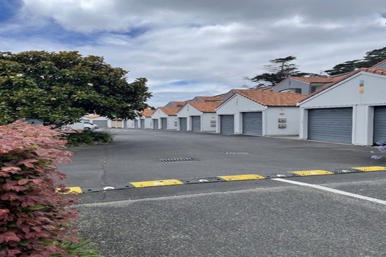 Photo of property in 49/21 Armoy Drive, East Tamaki, Auckland, 2016