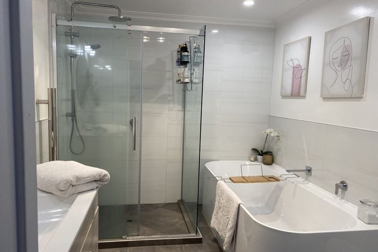 Photo of property in 39 Emlyn Place, Torbay, Auckland, 0630