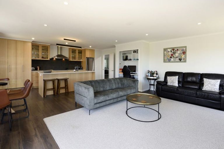 Photo of property in 27 Daelyn Drive, Richmond, 7020