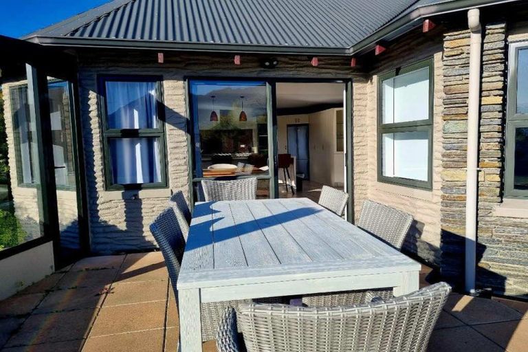 Photo of property in 4 Evergreen Parade, Rosehill, Papakura, 2113