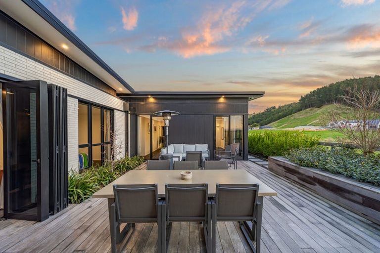 Photo of property in 4 Steve Askin Drive, Cracroft, Christchurch, 8022
