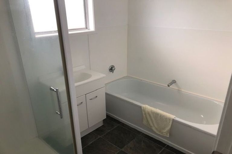 Photo of property in 47 Tabitha Crescent, Henderson, Auckland, 0612