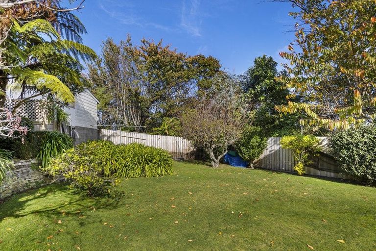 Photo of property in 24a Saint Ives Grove, Whalers Gate, New Plymouth, 4310