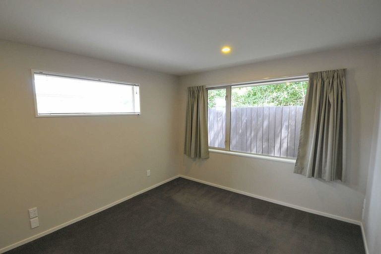 Photo of property in 42 Thackeray Place, Waltham, Christchurch, 8023