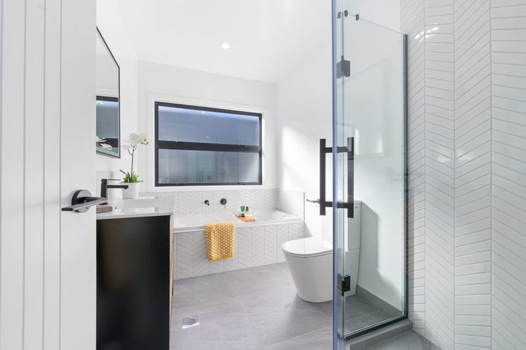 Photo of property in 2/99 Glen Lynne Avenue, Queenwood, Hamilton, 3210