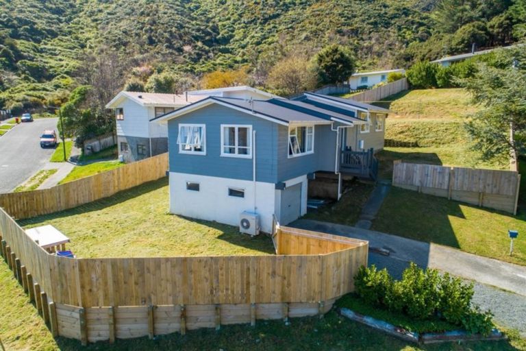 Photo of property in 1 Tuam Grove, Wainuiomata, Lower Hutt, 5014
