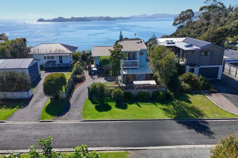 Photo of property in 11 Russell Heights, Russell, 0202