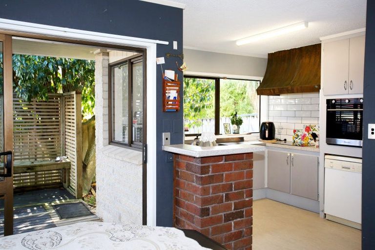 Photo of property in 7b Kelvin Road, Papakura, 2110