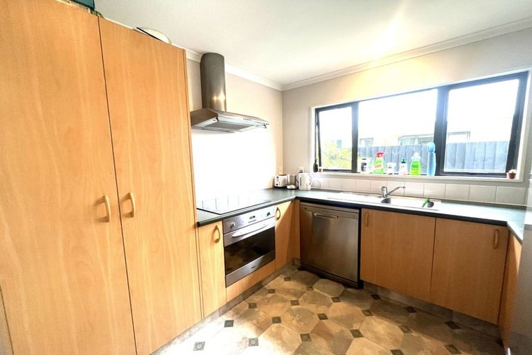 Photo of property in 4/67 Brockworth Place, Riccarton, Christchurch, 8011