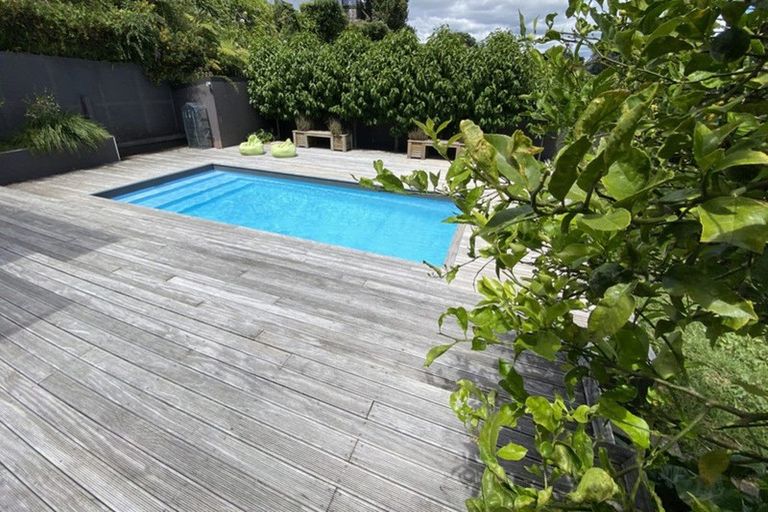 Photo of property in 21a Birdwood Avenue, Moturoa, New Plymouth, 4310