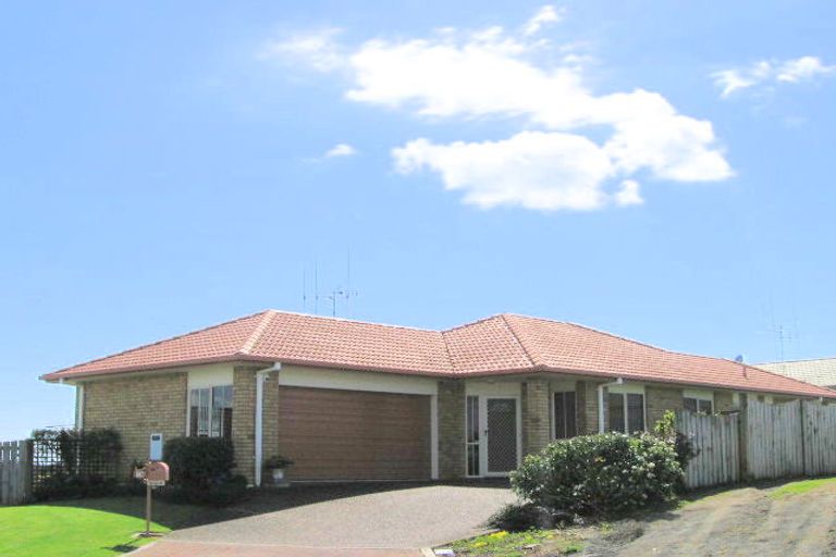 Photo of property in 18 Golden Heights, Hairini, Tauranga, 3112
