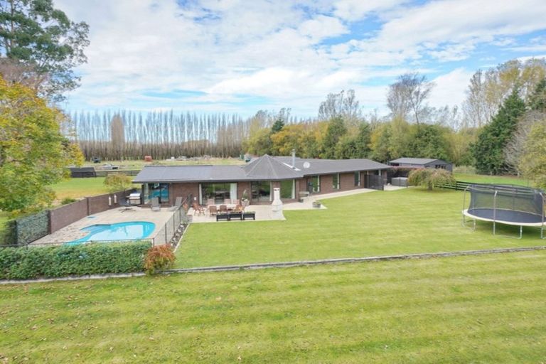 Photo of property in 617 Johns Road, Harewood, Christchurch, 8051