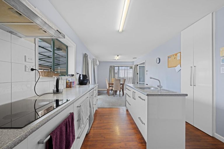 Photo of property in 24 Te Rama Place, Wainoni, Christchurch, 8061