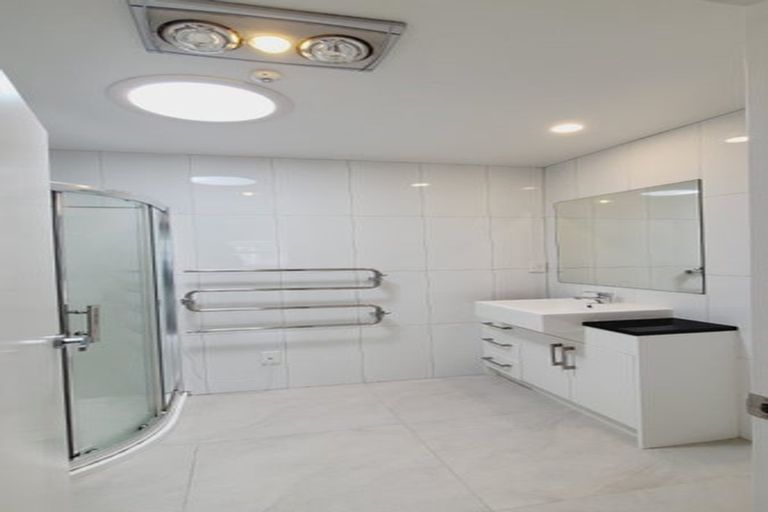 Photo of property in 7/5 Perekia Street, Albany, Auckland, 0632