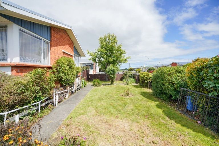 Photo of property in 15 Nevis Crescent, Grasmere, Invercargill, 9810