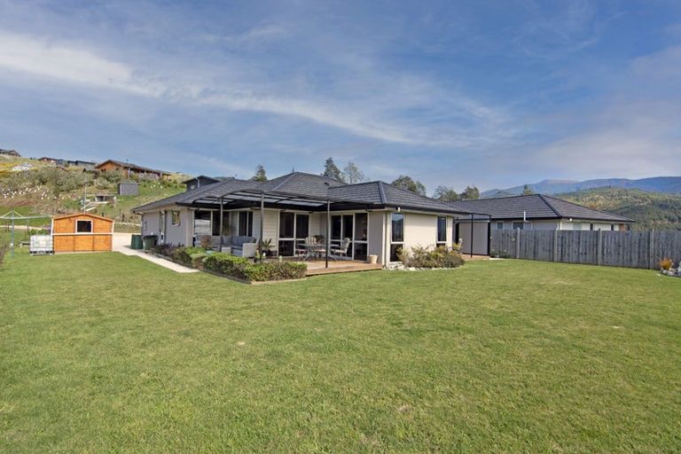 Photo of property in 15 Pineview Way, Motueka, 7196
