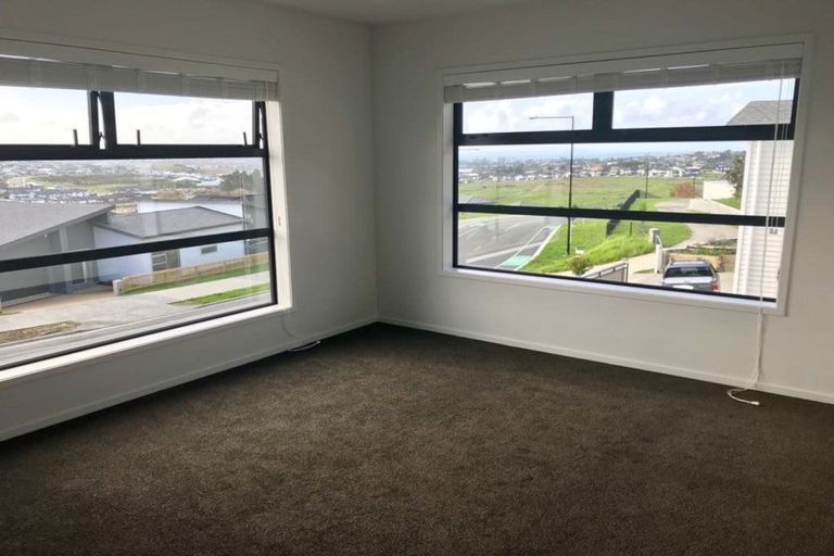 Photo of property in 65 Wainui Road, Silverdale, 0932