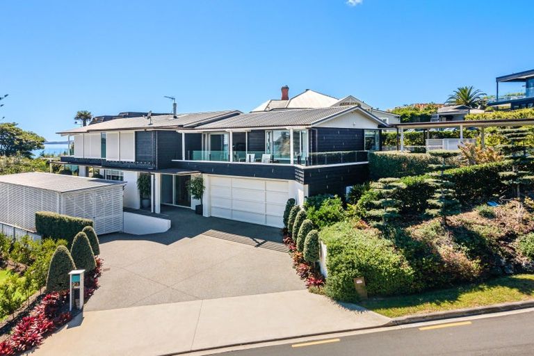 Photo of property in 23 Rangitoto View Road, Cockle Bay, Auckland, 2014