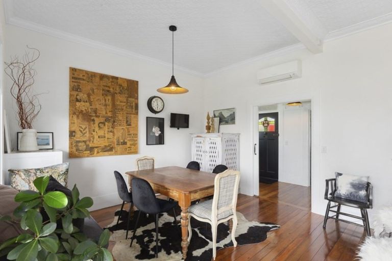 Photo of property in 38 Ings Avenue, Saint Clair, Dunedin, 9012