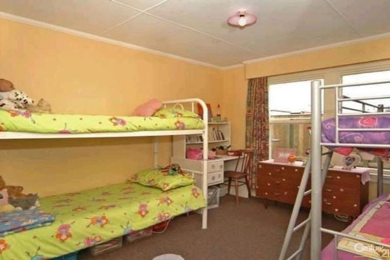 Photo of property in 7 Burt Street, Sanson, 4817