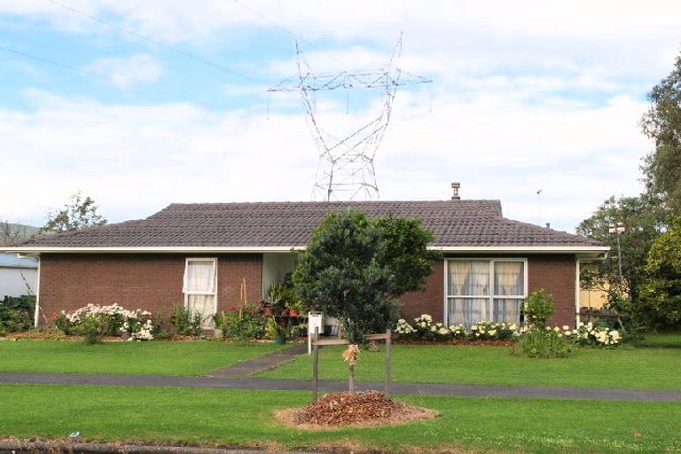 Photo of property in 2 Bland Place, Otara, Auckland, 2023