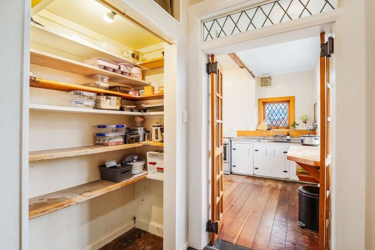 Photo of property in 8 Chelwood Street, Takaro, Palmerston North, 4412