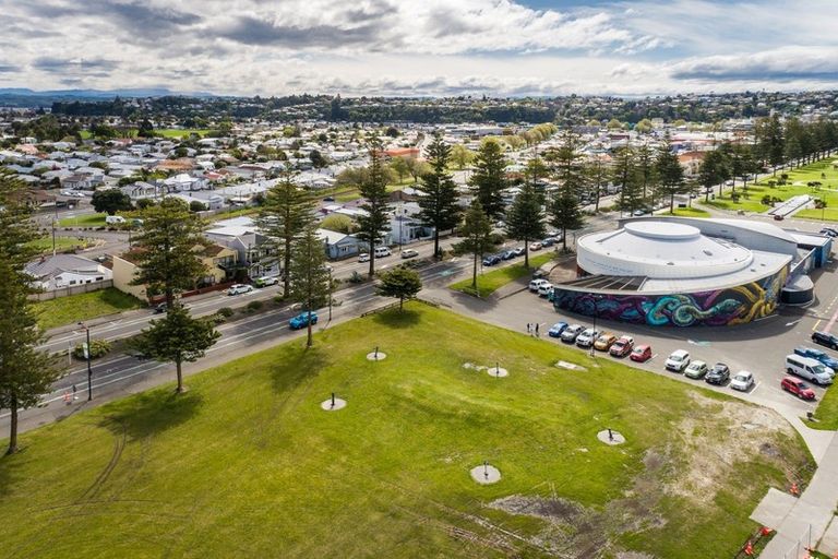 Photo of property in 511 Marine Parade, Napier South, Napier, 4110