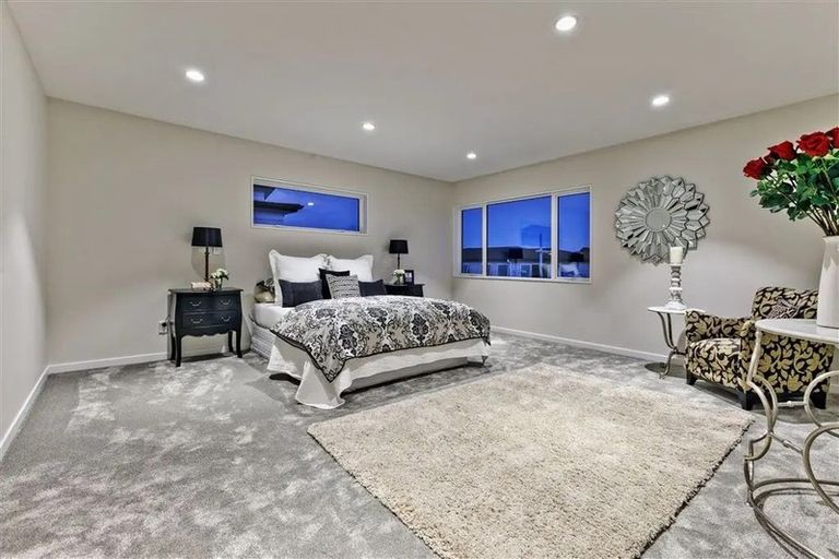 Photo of property in 43 Remuremu Street, Long Bay, Auckland, 0630