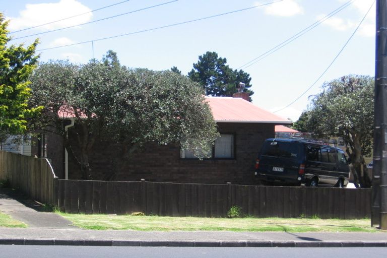 Photo of property in 141a May Road, Mount Roskill, Auckland, 1041