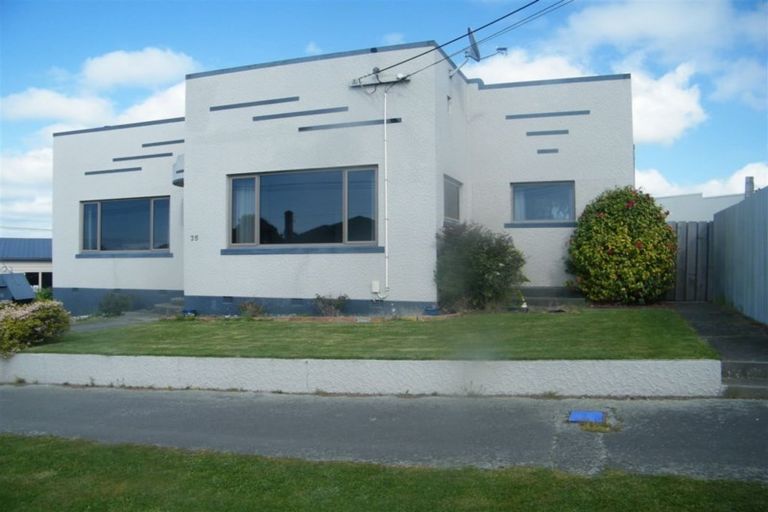 Photo of property in 35 Mowbray Street, Watlington, Timaru, 7910