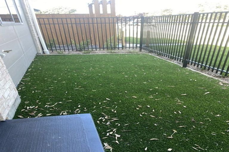 Photo of property in 2 Collingwood Street, Waterloo, Lower Hutt, 5011