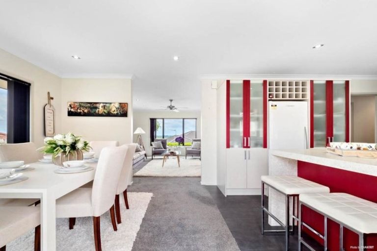 Photo of property in 12 Ludlow Place, Pukekohe, 2120