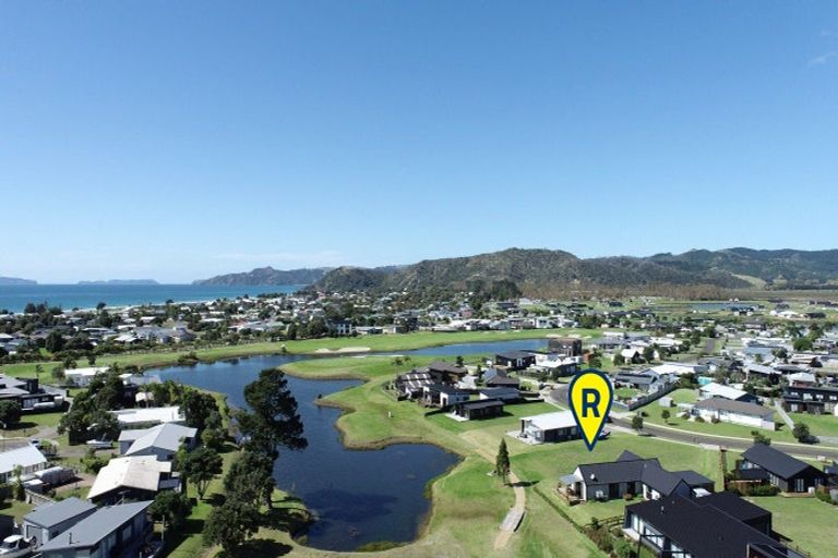 Photo of property in 107 Rangiora Crescent, Matarangi, Whitianga, 3592