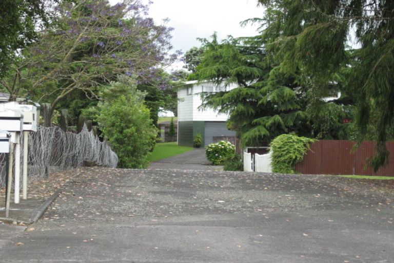 Photo of property in 35 Lindis Place, Mangere Bridge, Auckland, 2022