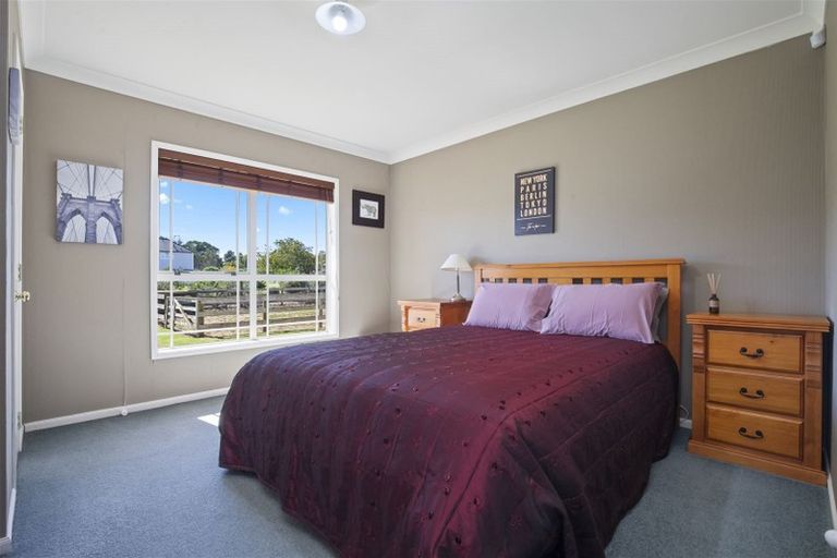 Photo of property in 398 Airfield Road, Ardmore, Papakura, 2582